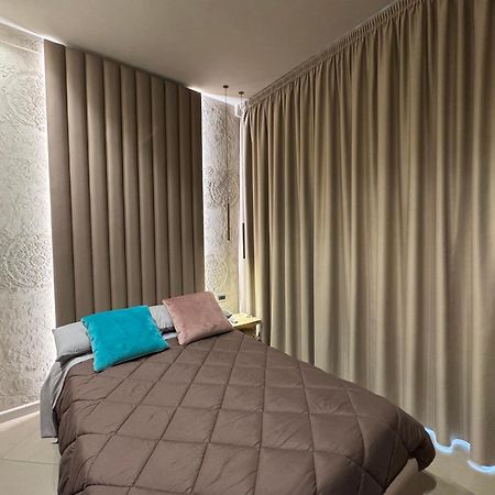 Tropicana Room Caserte Extérieur photo