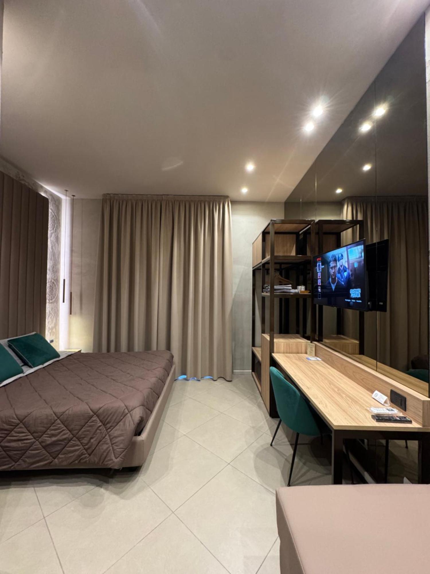 Tropicana Room Caserte Extérieur photo